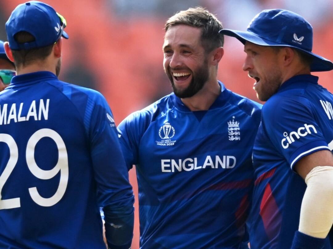 ENG vs AUS: ఇంగ్లండ్ ముందు 287 పరుగుల లక్ష్యం, ఛేదిస్తుందా! చతికిలపడుతుందా? ENG vs AUS LIVE SCORE World Cup 2023 Updates Australia lose nine wickets ENG vs AUS: ఇంగ్లండ్ ముందు 287 పరుగుల లక్ష్యం, ఛేదిస్తుందా! చతికిలపడుతుందా?