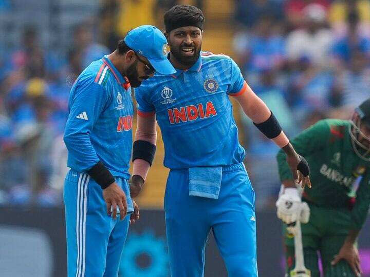 Hardik Pandya ruled out world cup Prasidh Krishna may will be replace in World Cup 2023 team india Hardik Pandya Ruled Out: टीम इंडिया को बड़ा झटका, चोट की वजह से वर्ल्ड कप से बाहर हुए हार्दिक पांड्या