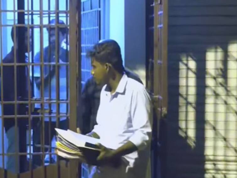 IT Rait Minister E V Velu Arunai Engineering College IT Raid : அமைச்சர் எ.வ.வேலுக்கு சொந்தமான அருணை கட்டுமான நிறுவனத்தில் வருமான வரித்துறையினர் சோதனை