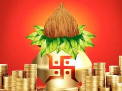 Pushya Nakshtra : आज रवि पुष्य नक्षत्राचा 400 वर्षांनंतरचा दुर्मिळ संयोग! शनि-गुरूची होणार कृपा, खरेदी-गुंतवणुकीसाठी महामुहूर्त पाहा 