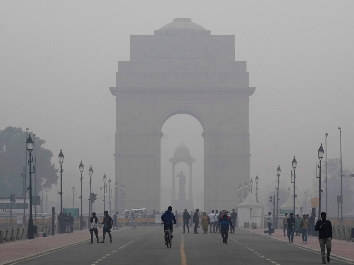 Delhi Air Pollution Air Quality AQI Thick Layer Of Haze Engulfs City ...