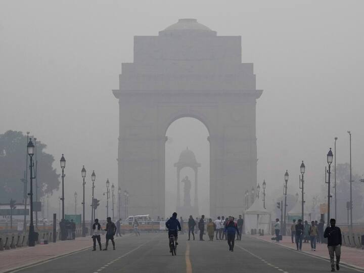 Delhi Air Pollution Air Quality Aqi Thick Layer Of Haze Engulfs City Severe Category Aqi 457 1595