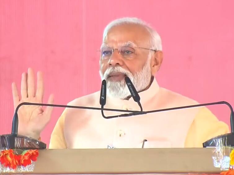 Madhya Pradesh Election 2023 PM Narendra Modi Congress Khandwa BJP MP Election 2023 ‘Haven’t Seen Congress Rule, Aren’t Aware Of...’: PM Modi To First Time Voters In MP — WATCH