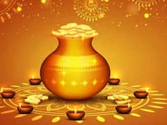 Pushya Nakshtra 2023 : आज पुष्य नक्षत्राचा महासंयोग! तुमच्या राशीनुसार काय खरेदी करणे शुभ राहील? उज्ज्वल भाग्यासाठी हे उपाय करा