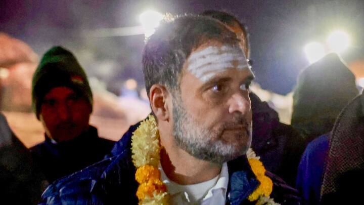 সূত্রের খবর, কেদারনাথে তিন দিন থাকার কথা ওয়েনাড়ের সাংসদের। আজ রাতেও কেদারনাথের মন্দিরের 'সেবায়' যোগ দেওয়ার কথা তাঁর।