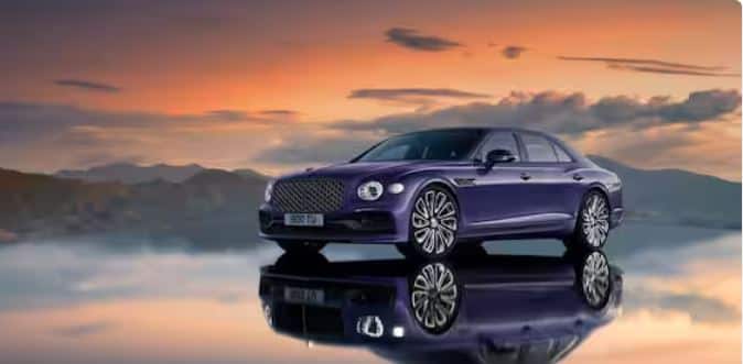 ਇਸ ਲਿਸਟ 'ਚ ਤੀਜਾ ਨਾਂ Bentley Flying Spur ਲਗਜ਼ਰੀ ਕਾਰ ਦਾ ਹੈ, ਇਸ 'ਚ 6.0L ਟਰਬੋ ਚਾਰਜਡ W12 ਇੰਜਣ ਹੈ, ਜੋ 626bhp ਅਤੇ 900NM ਦੀ ਪਾਵਰ ਜਨਰੇਟ ਕਰਦਾ ਹੈ। ਇਸਦੀ ਕੀਮਤ ਦੀ ਗੱਲ ਕਰੀਏ ਤਾਂ ਇਹ ਲਗਭਗ 3.4 ਕਰੋੜ ਰੁਪਏ ਹੈ।