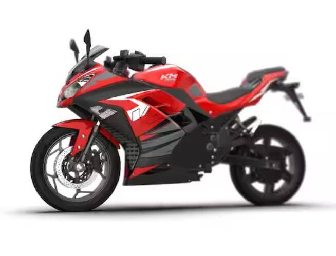 ਕਬੀਰਾ ਮੋਬਿਲਿਟੀ KM ਇਲੈਕਟ੍ਰਿਕ ਬਾਈਕ 120 ਤੱਕ ਦੀ ਰੇਂਜ ਦੇ ਨਾਲ ਉਪਲਬਧ ਹੈ। ਇਸ ਨੂੰ ਖਰੀਦਣ ਲਈ ਤੁਹਾਨੂੰ ਐਕਸ-ਸ਼ੋਰੂਮ 1.27 ਲੱਖ ਰੁਪਏ ਦੇਣੇ ਹੋਣਗੇ।