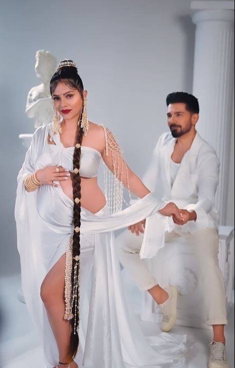 Rubina posted the pictures with the caption that read, 