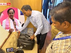 Telangana Election 2023: కొత్తగూడెంలో సీఎం కేసీఆర్ ప్రగతిపథం వాహనంలో ఆకస్మిక తనిఖీలు