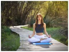 प्रदूषण से बचने के लिए करें योग, फेफड़े बनेंगे स्वस्थ और मजबूत