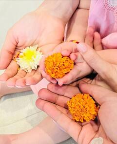 Raha First Photo: ਆਲੀਆ ਨੇ ਫੈਨਜ਼ ਨੂੰ ਦਿਖਾਈ ਧੀ ਦੀ ਝਲਕ, ਕੇਕ ਨਾਲ ਖੇਡਦੀ ਨਜ਼ਰ ਆਈ ਰਾਹਾ ਕਪੂਰ