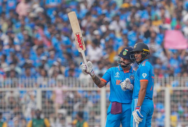 அந்த பந்தை தோனி ஸ்டம்பிங் செய்தார், இதன் மூலம் இங்கிலாந்தின் கெவின் பீட்டர்சனின் விக்கெட் பறிப்போனது.