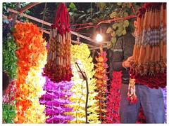 दिवाली में खूबसारी शॉपिंग करनी है तो जानें कहां से करें? इन बाजारों में मिलेंगे सबसे सस्ते सामान