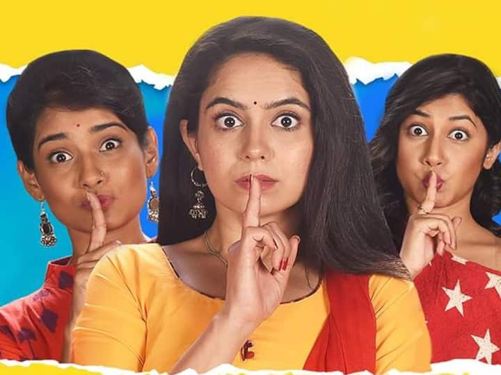 स्त्रीलिंग पुल्लिंग सीरिजमधील काही डायलॉग्स, किसिंग सीन्स आणि इंटिमेट सीन्स आहेत.  ही सीरिज युट्यूबवर रिलीज करण्यात आली. या सीरिजचे एकूण सहा एपिसोड प्रेक्षकांच्या भेटीस आले.