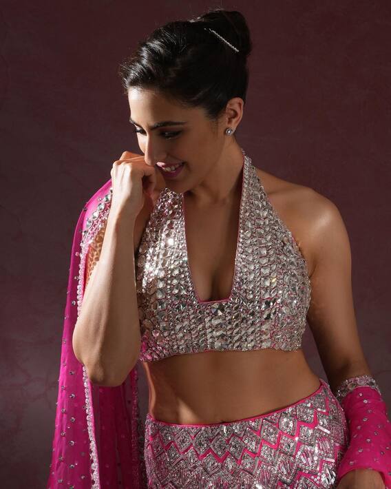 শুভমনকে কি তবে ছেড়েই দিলেন সারা?