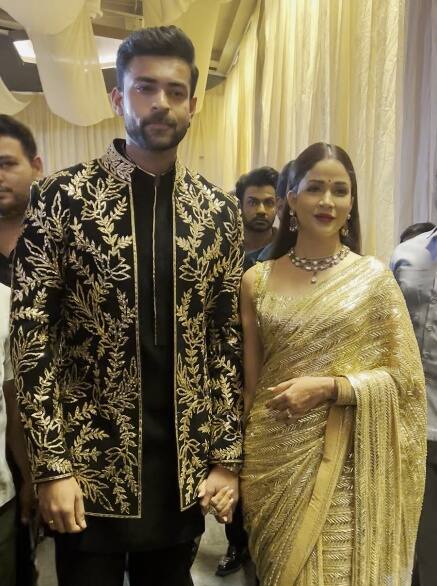 रिसेप्शन में वरुण-लावन्या की जोड़ी लगी कमाल, देखें तस्वीरें