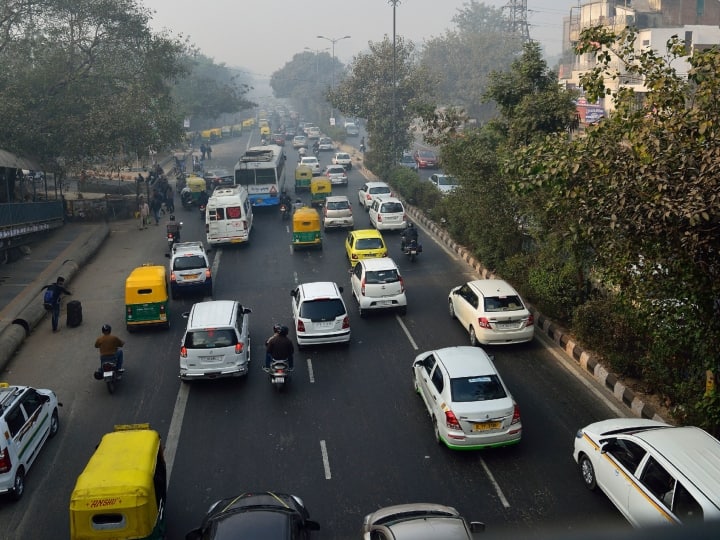 Delhi Odd-Even Scheme view of air Pollution Started From 13 November by Kejriwal Government ANN Delhi Odd-Even Scheme: दिल्ली में फिर लागू होगी ऑड-ईवन स्कीम, जानें योजना से जुड़ी जरूरी बातें