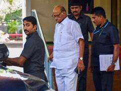 NCP नेता एकनाथ खडसे से मिलने बॉम्बे अस्पताल पहुंचे शरद पवार, कल पड़ा था दिल का दौरा