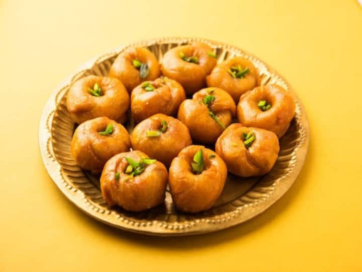 Homemade market like Balushahi will increase the joy of Diwali Diwali Sweets Recipe: मुंह में जाते ही घुल जाएगी मिठास अगर ऐसे बनाएंगे हलवाई स्टाइल बालूशाही, त्यौहार का मज़ा हो जायेगा दोगुना