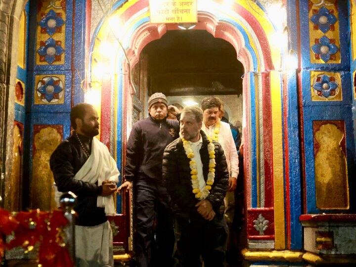 कांग्रेस सांसद ने केदारनाथ में बाबा केदार की विशेष पूजा आराधना की और सभी की खुशहाली की कामना की.