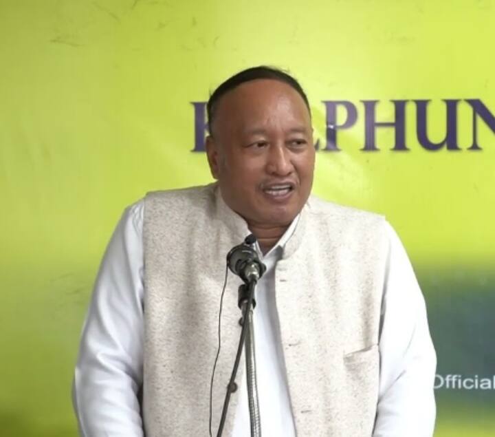 आइजोल-पूर्व-I सीट पर सीएम जोरमथांगा के खिलाफ जोरम पीपुल्स मूवमेंट के उपाध्यक्ष लालथनसांगा चुनाव में ताल ठोकेंगे.