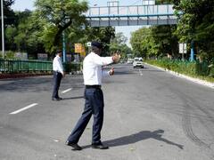 दिल्ली में आज इन रास्‍तों से जानें से बचें, श्रीलंका-बांग्लादेश मैच से पहले ट्रैफिक एडवाइजरी जारी