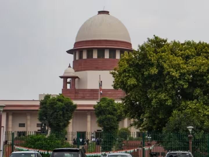 SC को मिलेंगे 3 और नए जज, कॉलेजियम ने की तीन हाई कोर्ट के मुख्य न्यायाधीशों के नामों की सिफारिश SC को मिलेंगे 3 और नए जज, कॉलेजियम ने की तीन हाई कोर्ट के मुख्य न्यायाधीशों के नामों की सिफारिश