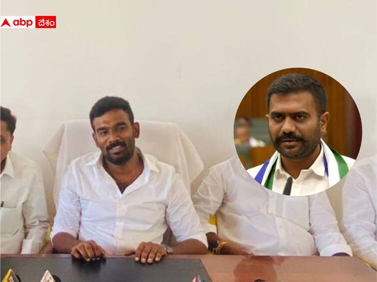 TDP leader Paritala Sriram fires on YSRCP MLA Kethireddy Venkatarami Reddy Paritala Sriram: టీడీపీ కమ్మల పార్టీ కాదు కేతిరెడ్డి, మీరు ముందు ఈ విషయాలు తెలుసుకోండి: పరిటాల శ్రీరామ్