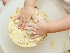 Raha First Photo: पहले बर्थडे पर आलिया ने फैंस को दिखाई राहा कपूर की झलक...केक के साथ खेलती दिखीं रणबीर की लाडली