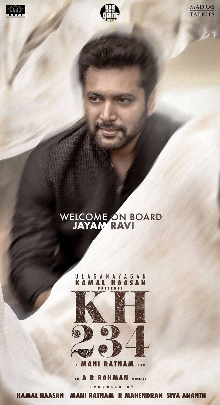 அதனையடுத்து பொன்னியின் செல்வன் படத்தில் டைட்டில் கேரக்டரில் நடித்த ஜெயம் ரவியும் இந்த குழுவில் இணைகிறார் என்று அறிவிக்கப்பட்டது.
