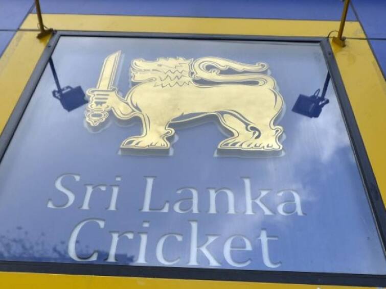 Sri Lanka's sports minister Roshan Ranasinghe sacked the national cricket board Srilanka Cricket Board: உலகக்கோப்பையில் தொடர் தோல்வி.. இலங்கை கிரிக்கெட் வாரியம் கலைக்கப்படுவதாக அதிரடி அறிவிப்பு..!