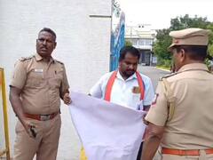 ஊழலை கண்டித்து ஒத்தையில் உண்ணாவிரதம்; கரூரில் விசிக நகரச் செயலாளர் கைது