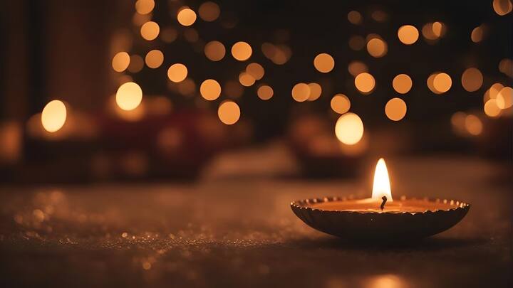 বাস্তুশাস্ত্র অনুসারে, দেশলাই কাঠি বা লাইটারের মতো দাহ্য জিনিস মন্দির বা পূজার ঘরের পাশাপাশি শোবার ঘরে রাখা উচিত নয়। এতে করে দাম্পত্য জীবনে নেতিবাচক প্রভাব পড়ে।
