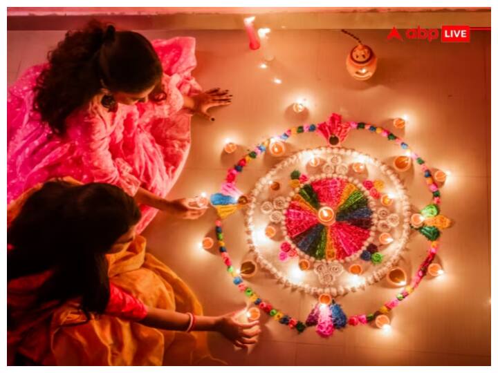 मिलकर घर को सजाएं हम सब मिलकर घर को रोशन करने के लिए रंगीन दीये और बल्ले लगा सकते हैं. घर को पूरा परिवार मिलकर एक साथ सजाए तो बच्चों को इसमें बहुत मजा आजा है.image 5
