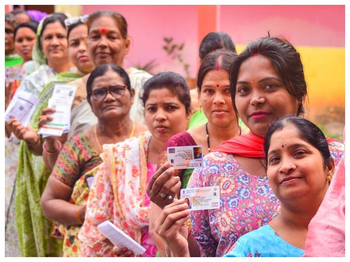 Chhattisgarh assembly Election 2023 About 72% voting in Chhattisgarh, know the highest and least voting ann Chhattisgarh Election 2023: छत्तीसगढ में करीब 72% वोटिंग, जानें- कहां सबसे ज्यादा, कहां सबसे कम मतदान?