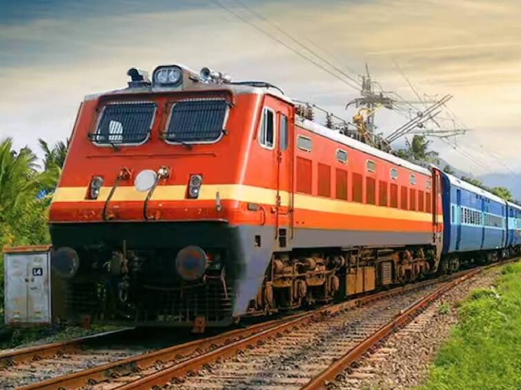special train announced  between Nagercoil and KSR Bengaluru for diwali 2023 Special Train: தென் மாவட்ட மக்களுக்கு ஹேப்பி நியூஸ்.. மேலும் ஒரு தீபாவளி சிறப்பு ரயில் அறிவிப்பு... முழு விபரம் உள்ளே..!