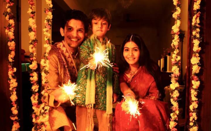 यंदा 12 नोव्हेंबरला दिवाळी (Diwali 2023) आणि लक्ष्मीपूजन आहे आणि त्याआधी दोन दिवस, म्हणजेच 10 नोव्हेंबरला धनत्रयोदशी आहे.