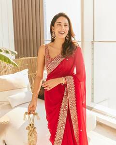 PHOTO: 'माझी तुझी रेशीमगाठ'; मीरा - शाहिदच्या फोटोने वेधलं लक्ष!