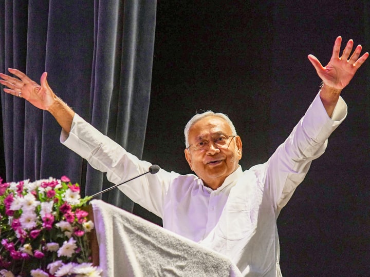 CM Nitish Kumar Will Start Campaign Against the Centre For Special Status of Bihar केंद्र के खिलाफ CM नीतीश चलाएंगे अभियान, कहा- 'बिहार का उत्थान चाहते हो तो विशेष राज्य का दर्जा दो'