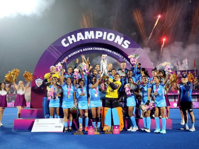 Hockey India announce Rs 3 lakh for each player after success in Women Asian Champions Trophy Hockey India: అద్భుత ఆటతీరుకు రివార్డు , రూ.3 లక్షలు ప్రకటించిన హాకీ ఇండియా