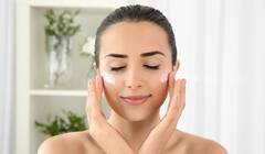Skin care tips: સ્કિનને યંગ રાખવા આ 7 આદતને રૂટીન લાઇફમાં કરો સામેલ, ત્વચા રહેશે સદાબહાર