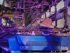 Gurugram Bus Fire: गुरुग्राम में यात्रियों से भरी चलती हुई बस में लगी आग, सामने आईं दिल दहलाने वाली तस्वीरें