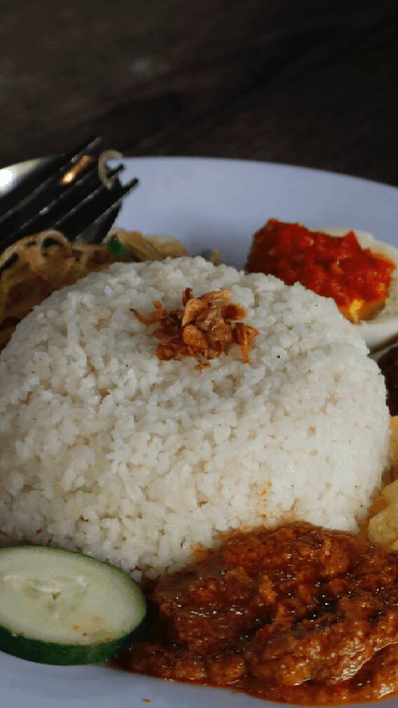 शालेय पोषण आहारात अंडा पुलाव, बिर्याणी, केळी...