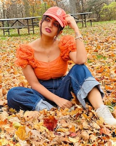 Ananya Nagalla: నారింజ పండులా మెరిసిపోతున్న అనన్యా నాగళ్ల