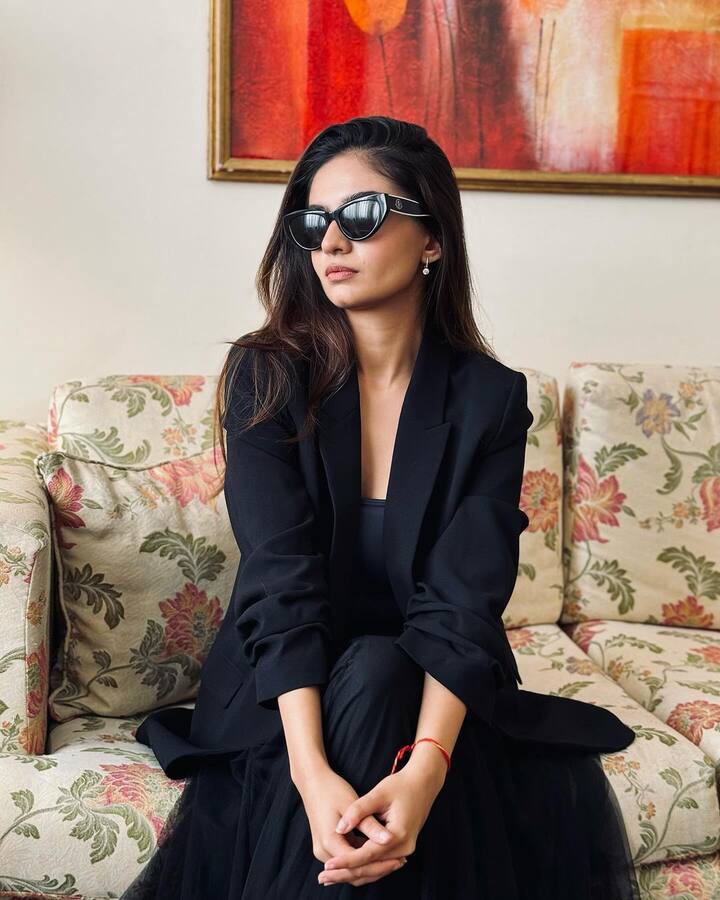 Anushka Sen Photo: ટીવી એક્ટ્રેસ અનુષ્કા સેન સોશિયલ મીડિયા પર પોતાની તસવીરો શેર કરીને ચાહકોને દિવાના બનાવી દે છે.