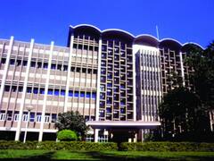 क्यूएस एशिया यूनिवर्सिटी रैंकिंग में आईआईटी बॉम्बे को मिला 40वां स्थान, और कौन-कौन है लिस्ट में?