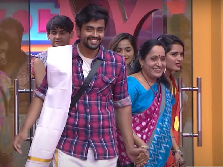 Bigg Boss Season 7 Family Promo day to Gowtham mother entered into Bigg boss హౌజ్​మేట్స్​కి ముద్దలు తినిపించిన గౌతమ్ మదర్.. మా అబ్బాయికి ఫాలోయింగ్ పెరిగిదంటూ మురిసిపోయిన తల్లి