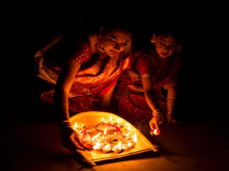 Happy Diwali 2023 Wishes Messages Images Quotes Greetings Diwali Facebook WhatsApp Status Diwali 2023: Top Messages, Wishes, Quotes To Share On WhatsApp & Facebook