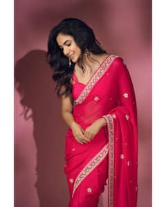 Ritu Varma Photos : మెజెంటా కలర్ శారీలో రీతూ వర్మ ఓ మై గాడ్ వావ్