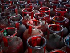 गैस सिलेंडर इस्तेमाल करना सस्ता है या फिर पाइपलाइन वाले PNG कनेक्शन? यहां समझें पूरा गणित